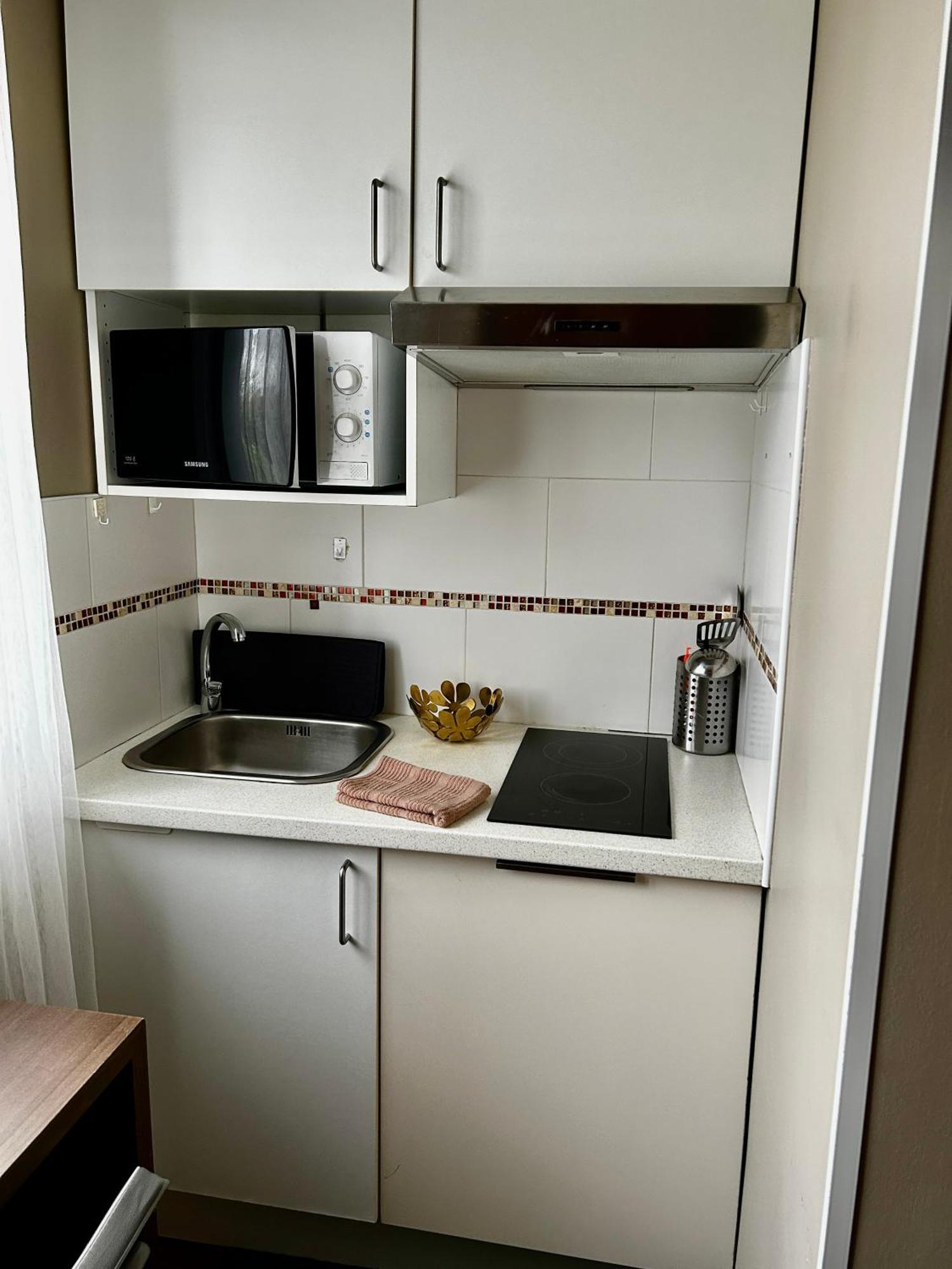 Habitacion Bano Cocina Jardin Y Parking Erandio المظهر الخارجي الصورة